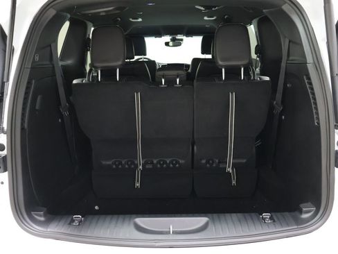 New 2026 Chrysler Pacifica Select image 13