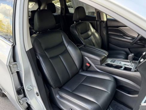 Used 2023 Nissan Murano SV AWD/4WD image 37