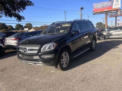 Used 2016 Mercedes-Benz GL 450 4MATIC image 4