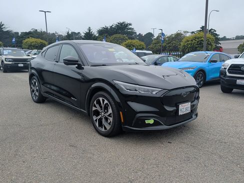 Used 2023 Ford Mustang Mach-E Premium RWD image 12
