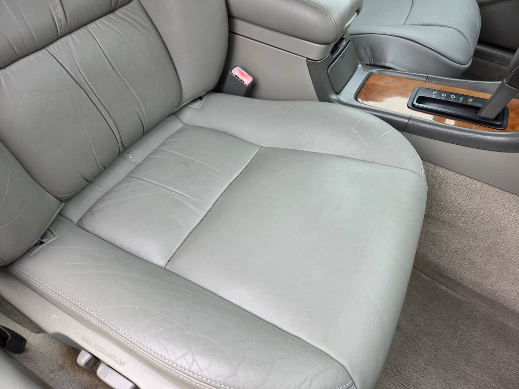 Used 2000 Lexus ES 330 w/ Lexus Value Pkg FWD image 35