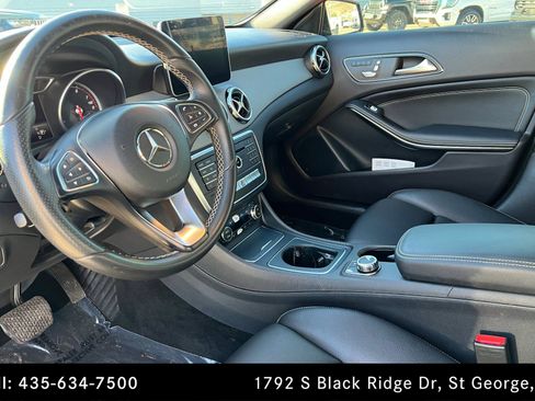 Used 2018 Mercedes-Benz GLA 250 w/ Premium Package image 15