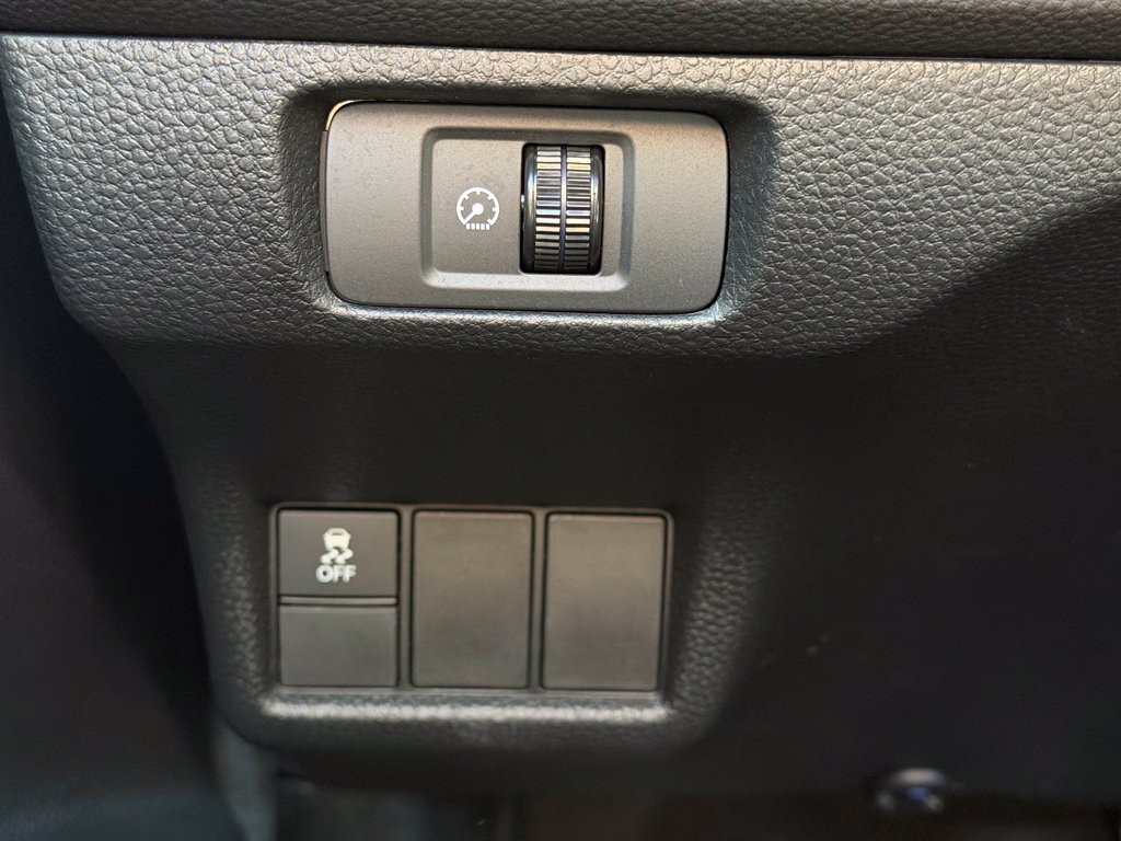 Used 2025 Honda Civic Sport image 25