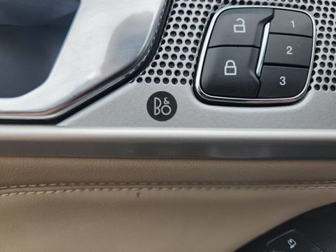 Used 2020 Ford Explorer Limited w/ Class III Trailer Tow Package image 24