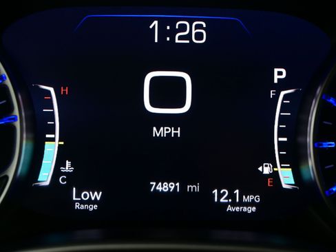 Used 2022 Chrysler Pacifica Touring-L FWD image 25
