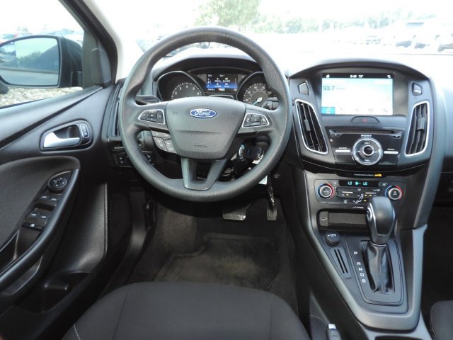 Used 2018 Ford Focus SEL FWD image 24