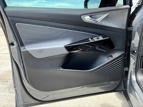 New 2025 Volkswagen ID.4 Pro S image 10