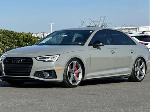 Used 2019 Audi S4 Premium Plus w/ Premium Plus Package image 8