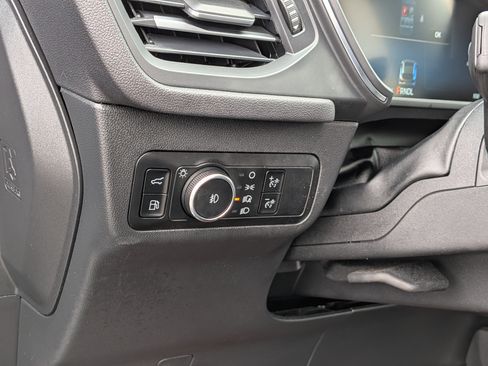Used 2025 Ford Escape SE w/ PHEV Premium Package FWD image 16