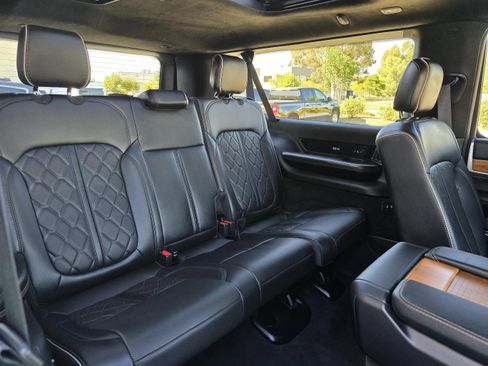 Used 2024 Jeep Grand Wagoneer L Series III image 47