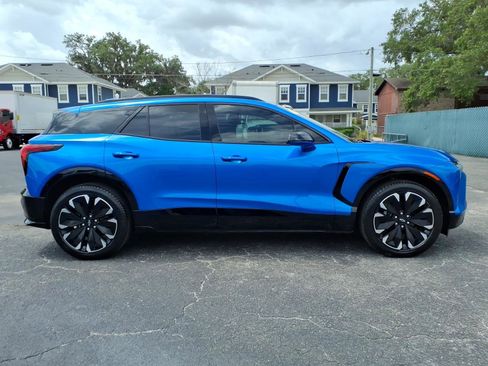 Used 2024 Chevrolet Blazer EV RS AWD/4WD image 8
