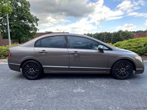 Used 2010 Honda Civic LX image 5