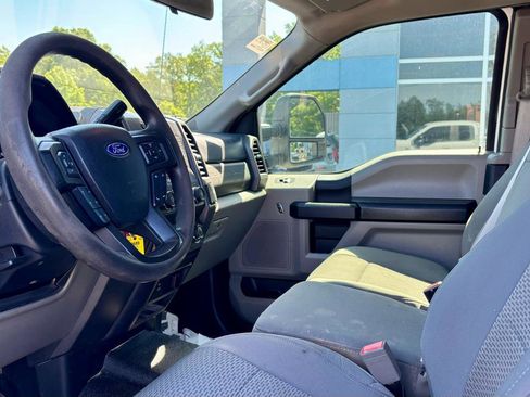 Used 2019 Ford F250 XL w/ Power Equipment Group AWD/4WD image 11