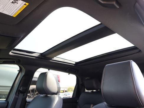 Certified 2024 MAZDA CX-90 3.3 Turbo w/ Premium Plus Pkg image 8