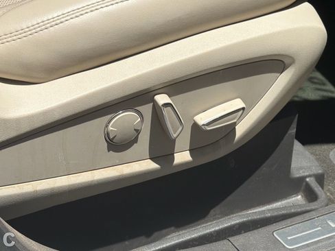 Used 2019 Lincoln Nautilus Select FWD image 17