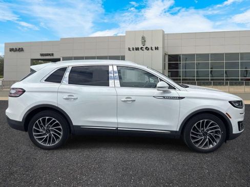 Used 2020 Lincoln Nautilus Reserve w/ Equipment Group 201A AWD/4WD image 2
