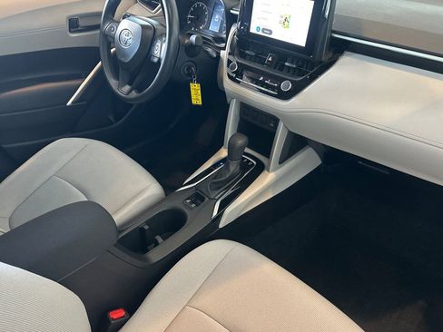 Certified 2025 Toyota Corolla Cross L image 16