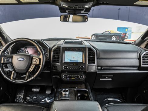 Used 2020 Ford Expedition Limited w/ Equipment Group 301A image 14