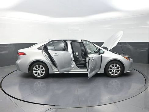 Used 2024 Toyota Corolla LE FWD image 46