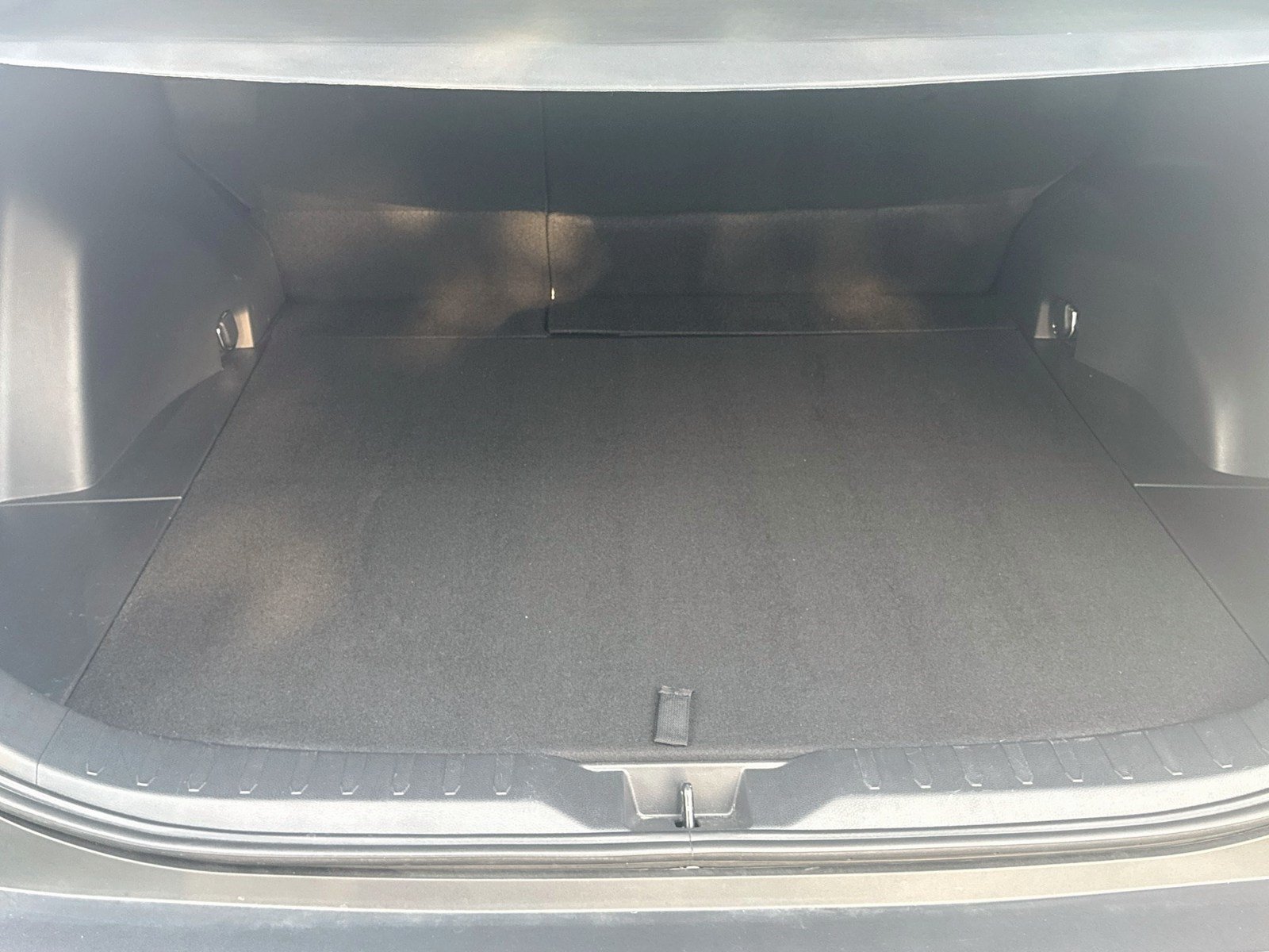 Used 2024 Toyota RAV4 XLE Premium FWD image 27
