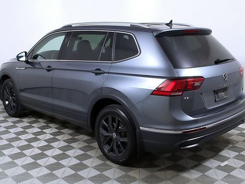Used 2024 Volkswagen Tiguan SE w/ MDO Package, Three-Row FWD image 9