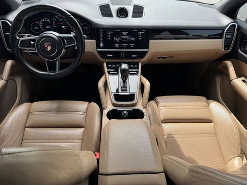 Used 2019 Porsche Cayenne image 20