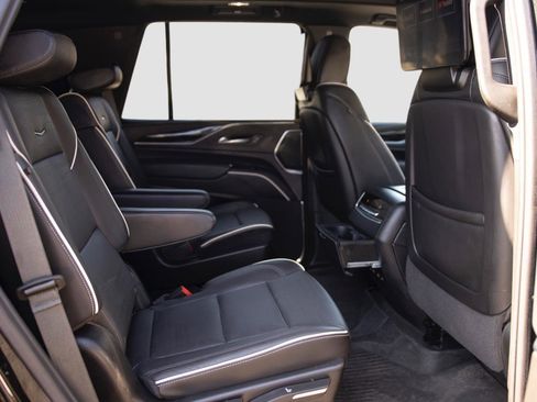 Used 2024 Cadillac Escalade Sport w/ Touring Package image 22