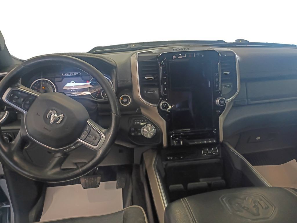 Used 2019 RAM 1500 Laramie AWD/4WD image 12