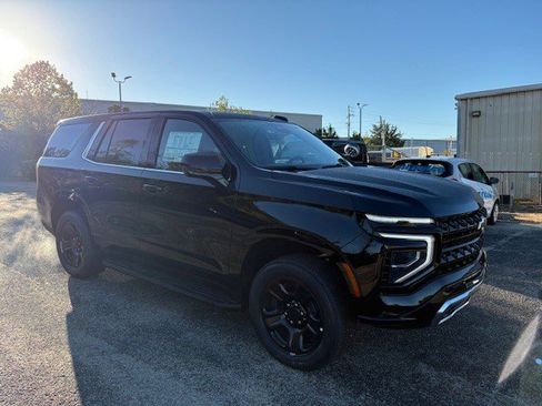 New 2026 Chevrolet Tahoe 4WD image 2