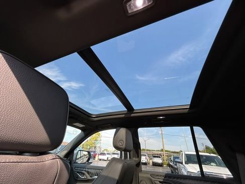 Certified 2023 GMC Yukon Denali w/ LPO, Floor Liner Package AWD/4WD image 29