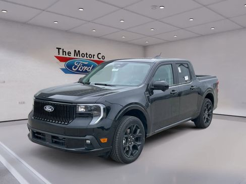 New 2026 Ford Maverick Lobo AWD/4WD image 8
