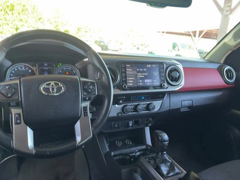 Used 2021 Toyota Tacoma SR5 image 7