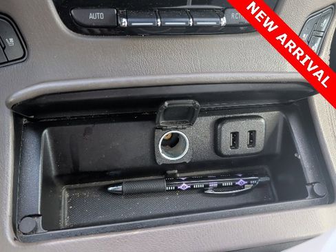 Used 2020 GMC Yukon Denali w/ Denali Premium Package image 28