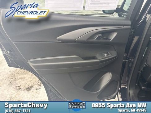 Used 2021 Chevrolet TrailBlazer LT w/ Convenience Package image 16