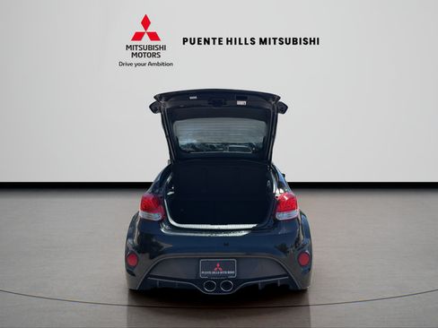 Used 2014 Hyundai Veloster Turbo FWD image 9