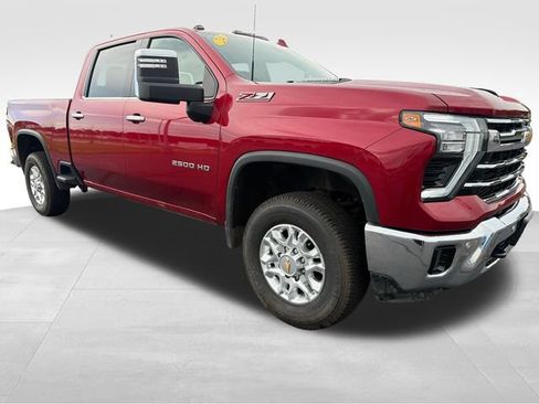Used 2024 Chevrolet Silverado 2500 LTZ w/ LTZ Plus Package AWD/4WD image 9