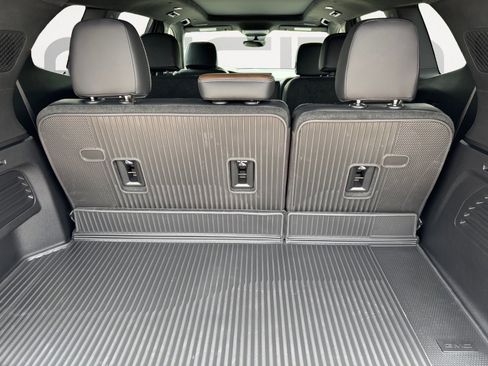 New 2026 GMC Acadia Denali Ultimate w/ LPO, Floor Liner Package FWD image 12