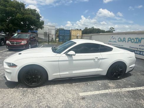 Used 2018 Ford Mustang Premium RWD image 2