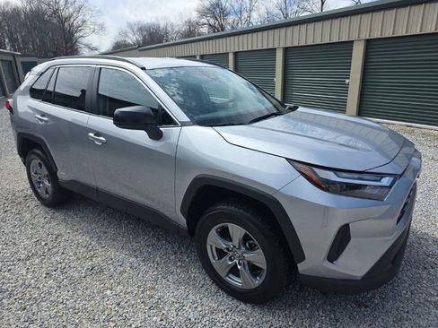 Certified 2025 Toyota RAV4 LE image 8