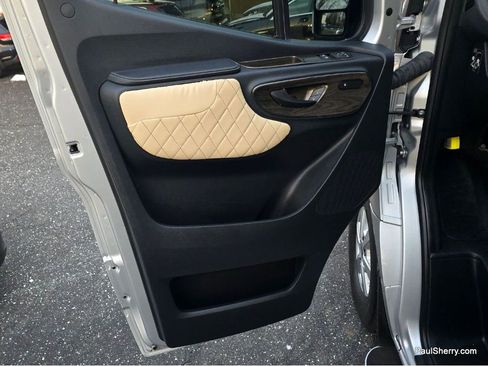 Used 2021 Mercedes-Benz Sprinter 2500 image 18