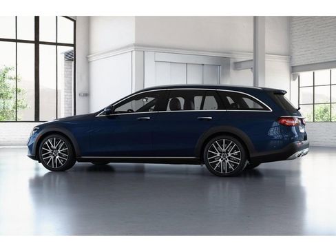 Used 2023 Mercedes-Benz E 450 4MATIC All-Terrain Wagon image 33