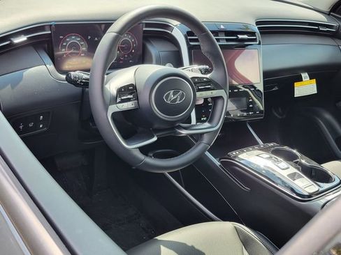 Used 2024 Hyundai Tucson Limited image 4