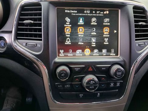 Used 2014 Jeep Grand Cherokee Laredo w/ Security & Convenience Group image 13