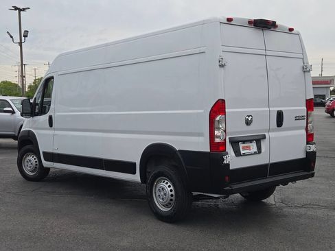 Used 2026 RAM ProMaster 2500 w/ Convenience Group FWD image 18