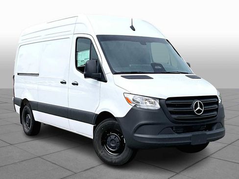 New 2025 Mercedes-Benz Sprinter 2500 image 2