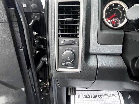 Used 2014 RAM 1500 Express image 16
