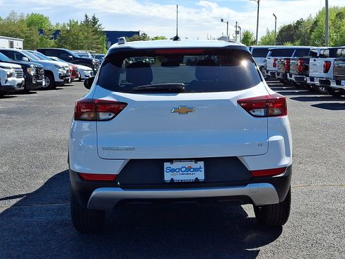 Certified 2023 Chevrolet TrailBlazer LT FWD image 6