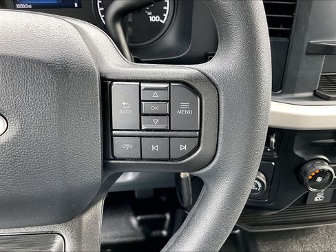 Used 2024 Ford F350 XL w/ 360-Degree Camera Package RWD image 17