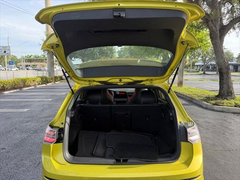 Used 2022 Volkswagen GTI Autobahn FWD image 19