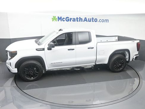 New 2025 GMC Sierra 1500 Pro w/ Graphite Edition image 23